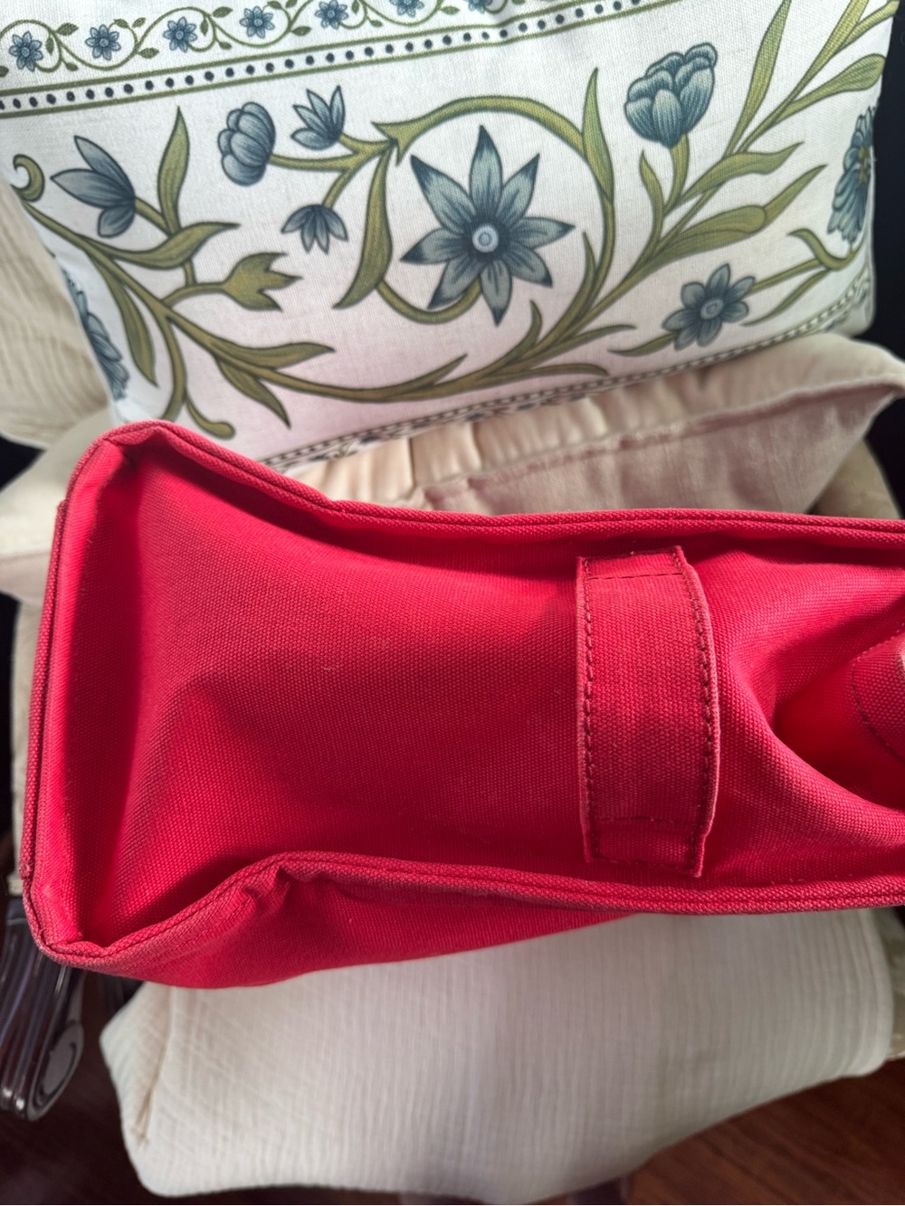 Marc Jacobs The Tote Bag in Red (Large) - Picture 7 of 7